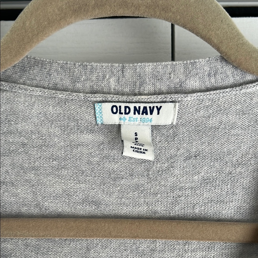 Old Navy Heather Gray Women's Button Down Cardigan, Size Small - Picture 2 of 7